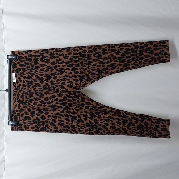 Style & Co Plus Size Basic Printed Leggings, Classic Animal Brown - Picture 2 of 10
